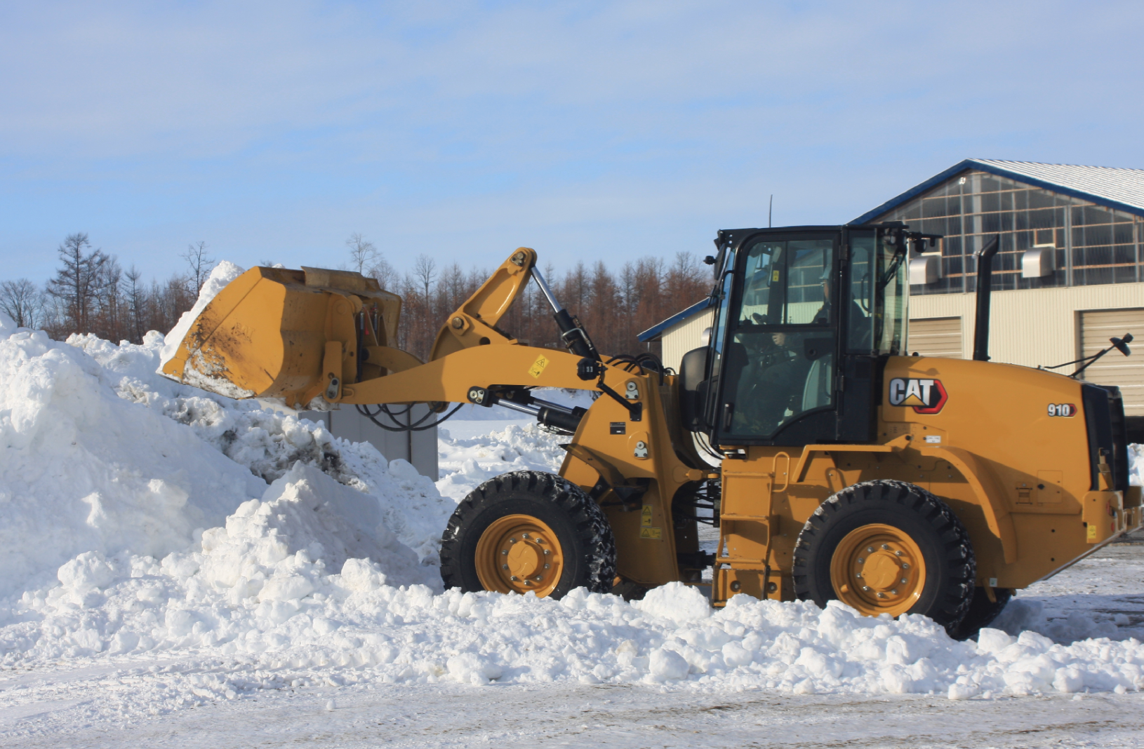 キャタピラー教習所は最新のCat®マシンで教習します